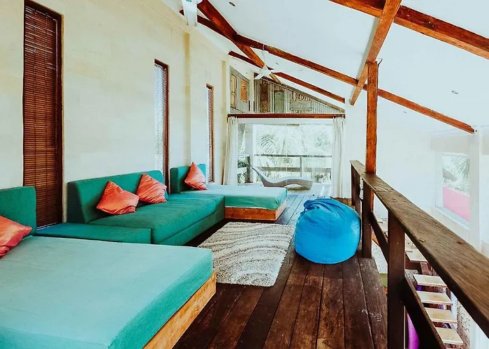 Rapture Surfcamps Padang-padang * Uluwatu