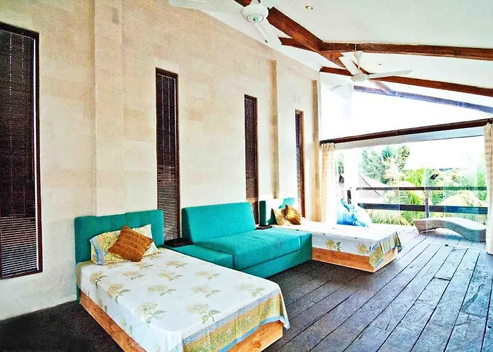 Rapture Surfcamps Padang-padang Hotel