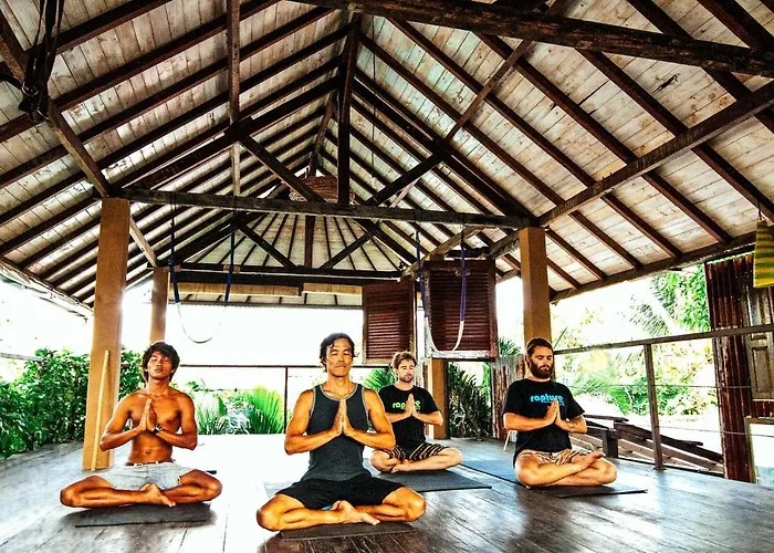 Rapture Surfcamps Padang-padang * Uluwatu